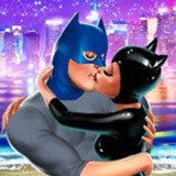 Catwoman Night Kissing
